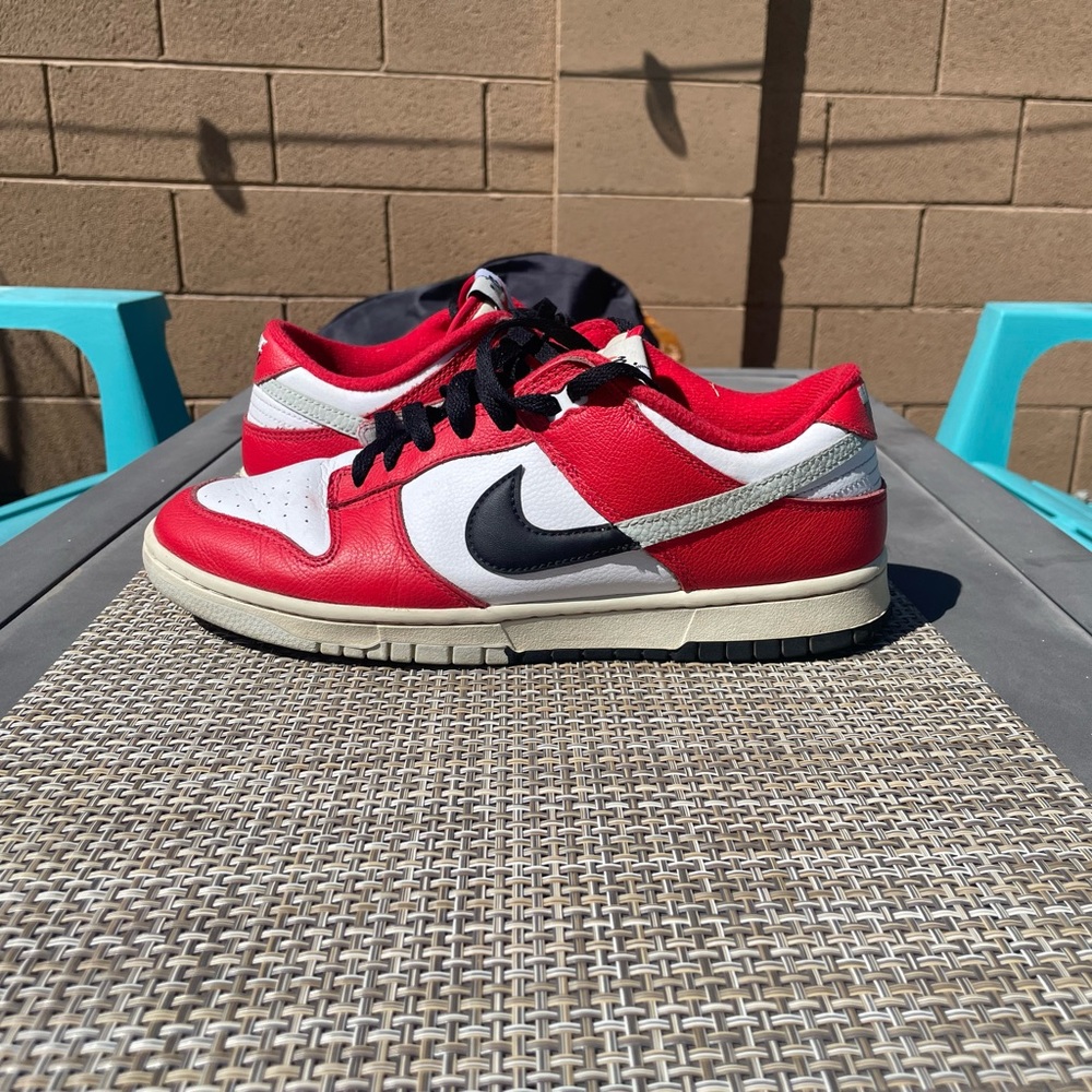 Nike Dunk low “Chicago split”